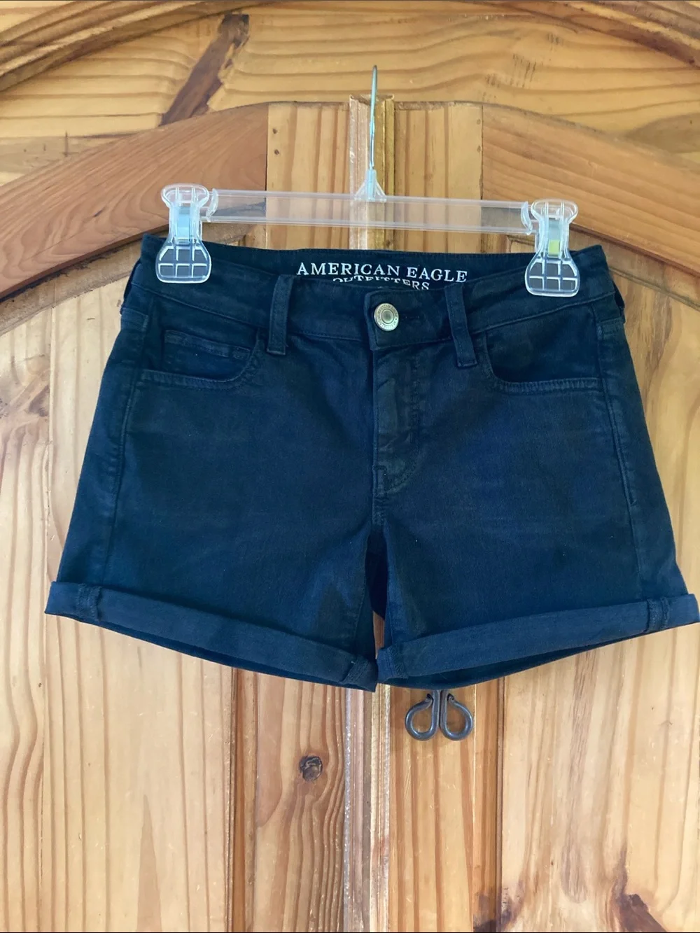 Women’s American Eagle Super Stretch MIDI black jean shorts size 0